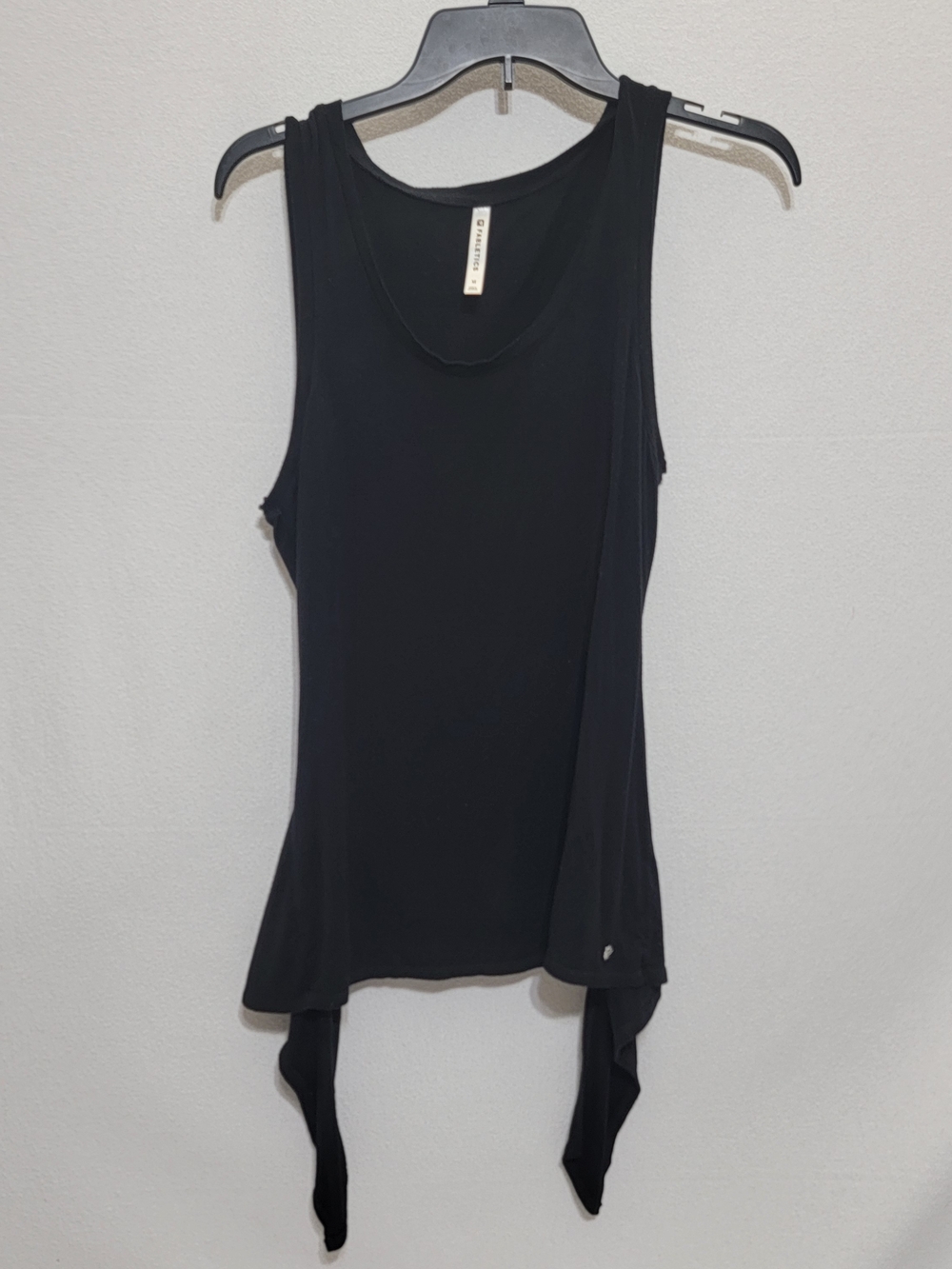 Fabletics Women’s Black Sleeveless Open Back Tank Top